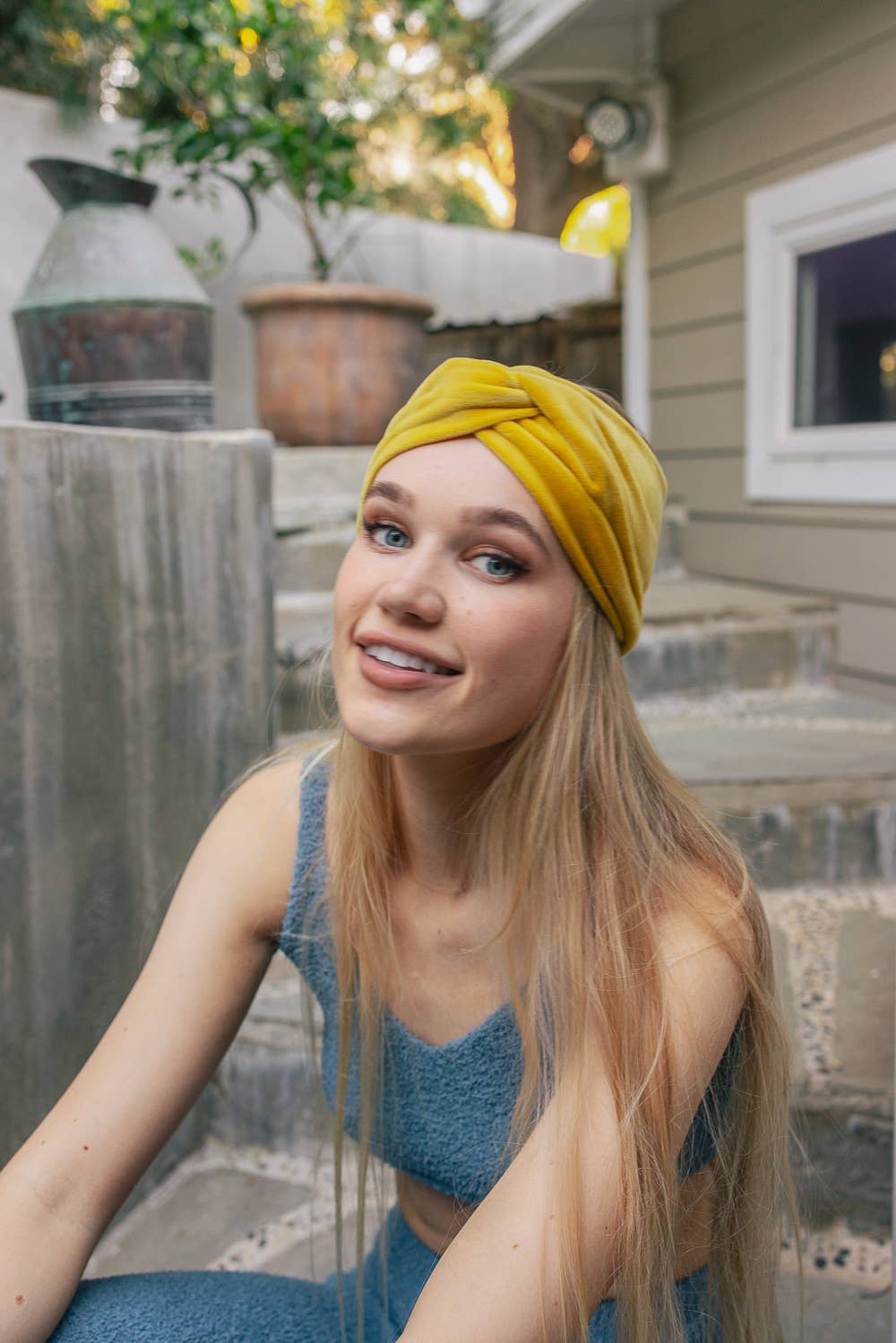 Super Soft Twisted Velvet Headbands for Fall ?