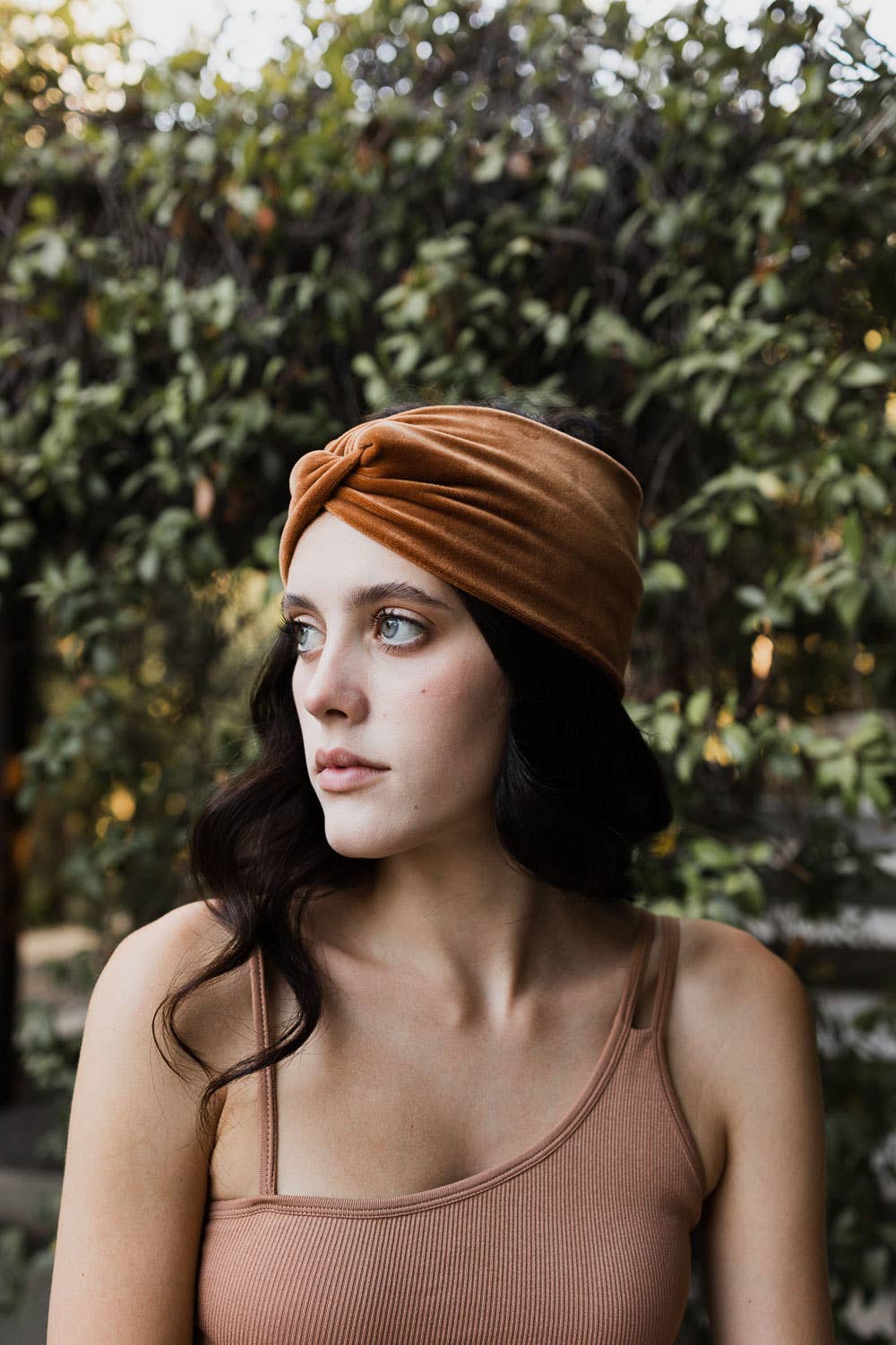 Super Soft Twisted Velvet Headbands for Fall ?