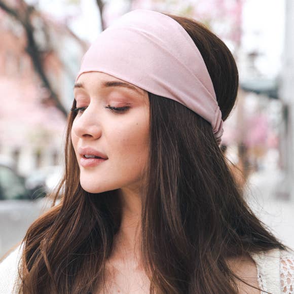 Comfort Meets Fashion: Wide Elastic Headband in Many Colors