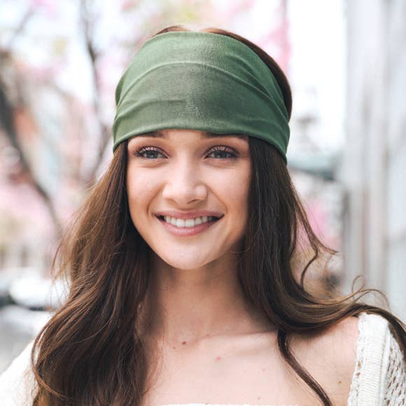 Comfort Meets Fashion: Wide Elastic Headband in Many Colors